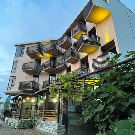 Отель New House Kobuleti 2 Экстерьер фото