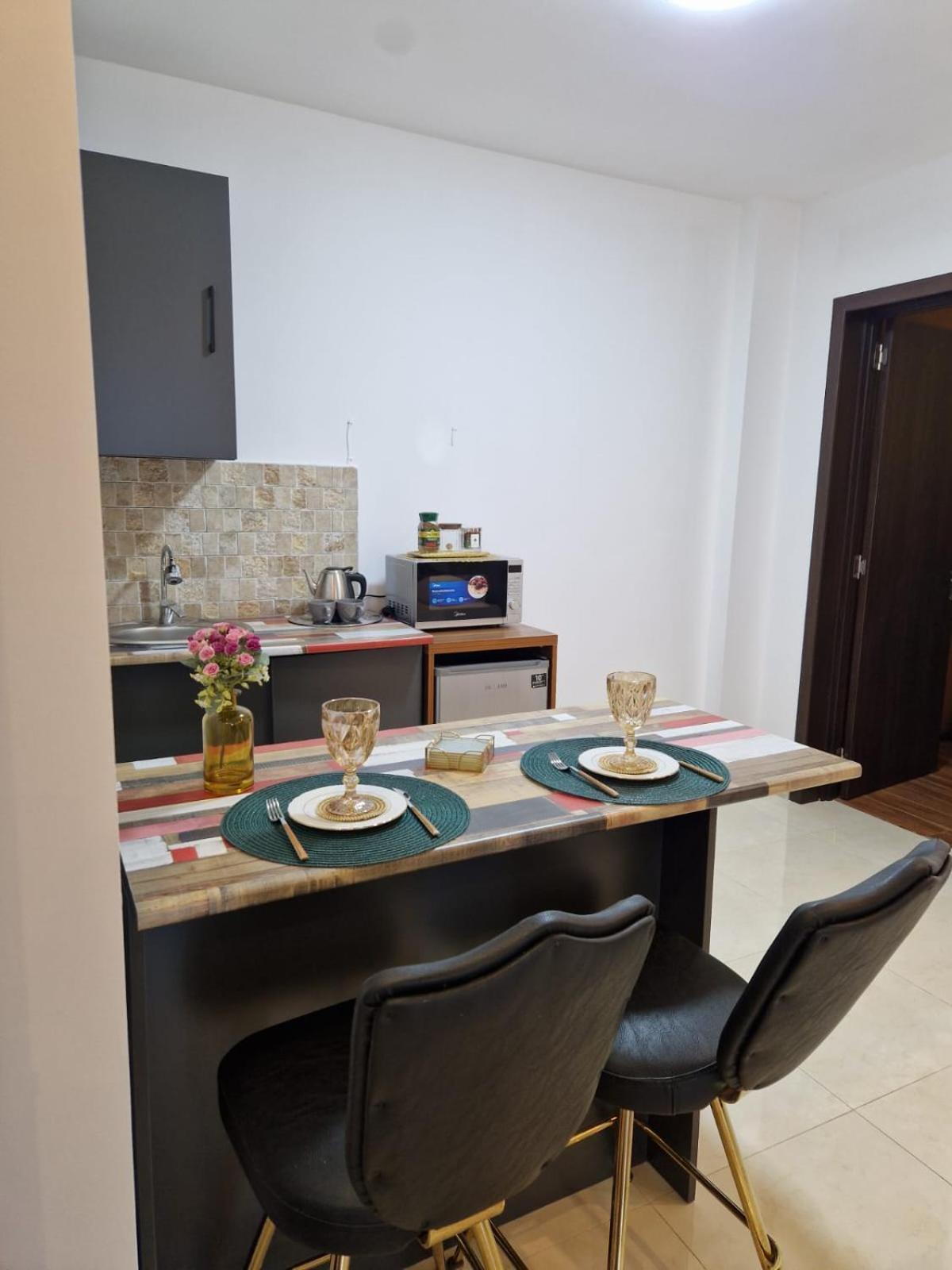 Отель New House Kobuleti 2 Экстерьер фото