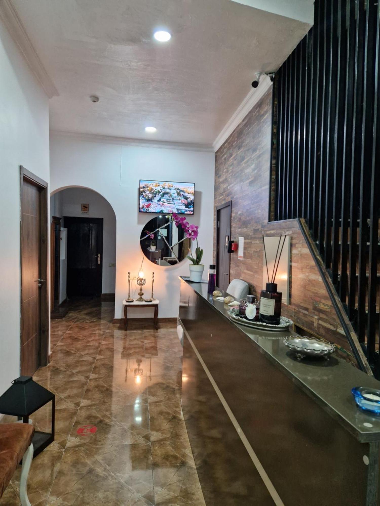 Отель New House Kobuleti 2 Экстерьер фото